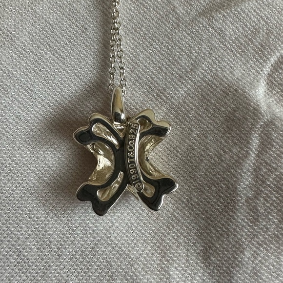 💯Authentic Tiffany Signature X Pendant Necklace - Preloved - Picture 4 of 6